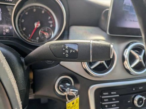 Used 2019 Mercedes-Benz GLA 250 image 11