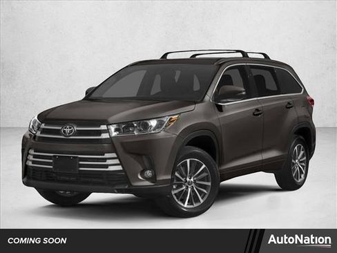 Used 2019 Toyota Highlander XLE w/ Phone Cable & Charge Package image 1