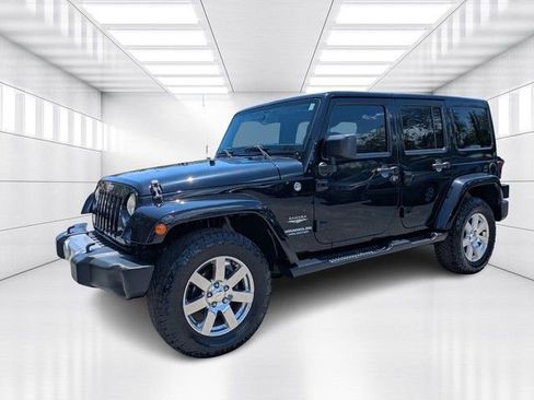 Used 2015 Jeep Wrangler Unlimited Sahara w/ Connectivity Group image 1