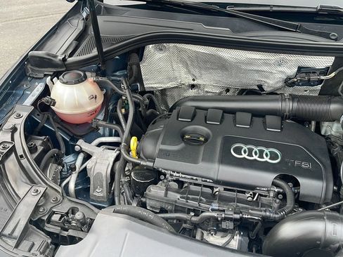 Used 2018 Audi Q3 2.0T Premium w/ Convenience Package image 32