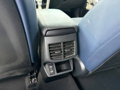 Used 2024 Kia Seltos S AWD/4WD image 18