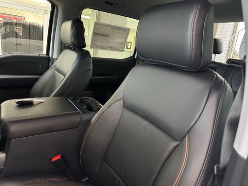 New 2026 Ford F250 Lariat image 24