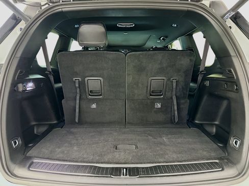 Used 2024 Jeep Grand Cherokee L Limited w/ Luxury Tech Group II image 32