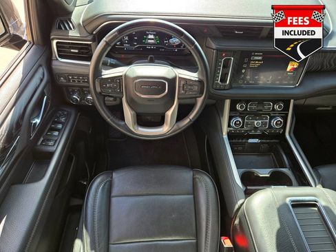 Used 2023 GMC Yukon Denali w/ Denali Reserve Package AWD/4WD image 10