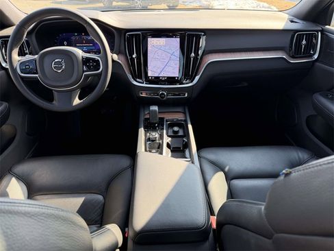 Used 2016 Subaru Forester 2.5i w/ Popular Package #1 image 2