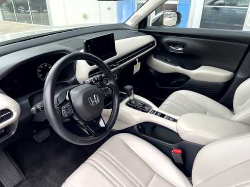 Used 2025 Honda HR-V EX-L image 13
