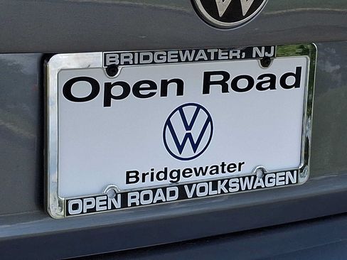 Certified 2023 Volkswagen Jetta SE FWD image 30