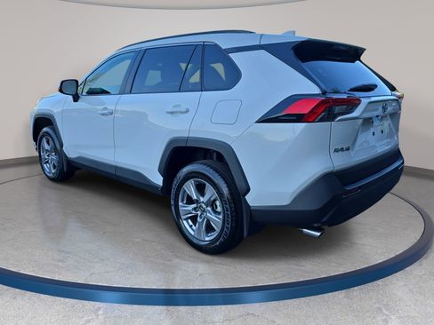 Used 2025 Toyota RAV4 XLE w/ Convenience Package image 7