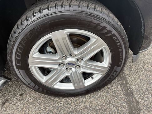Used 2020 Ford Expedition XLT w/ Equipment Group 202A RWD image 56