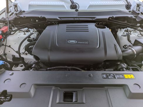 Certified 2024 Land Rover Defender 110 S image 33