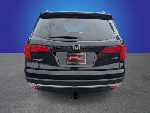 Used 2017 Honda Pilot Touring image 4