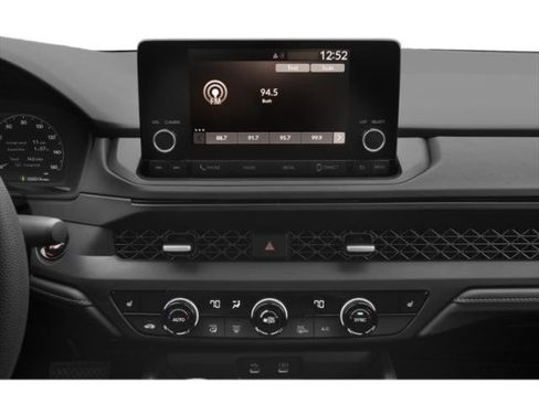 Used 2024 Honda Accord EX image 10