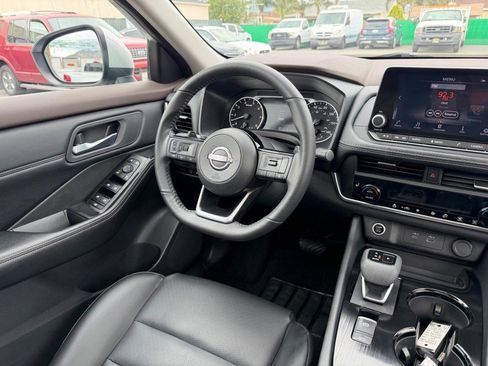 Used 2023 Nissan Rogue SV w/ SV Premium B Package AWD/4WD image 24