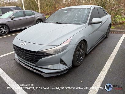 Used 2021 Hyundai Elantra SEL w/ Convenience Package