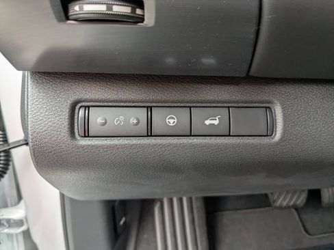 New 2026 Nissan Pathfinder SL AWD/4WD image 15