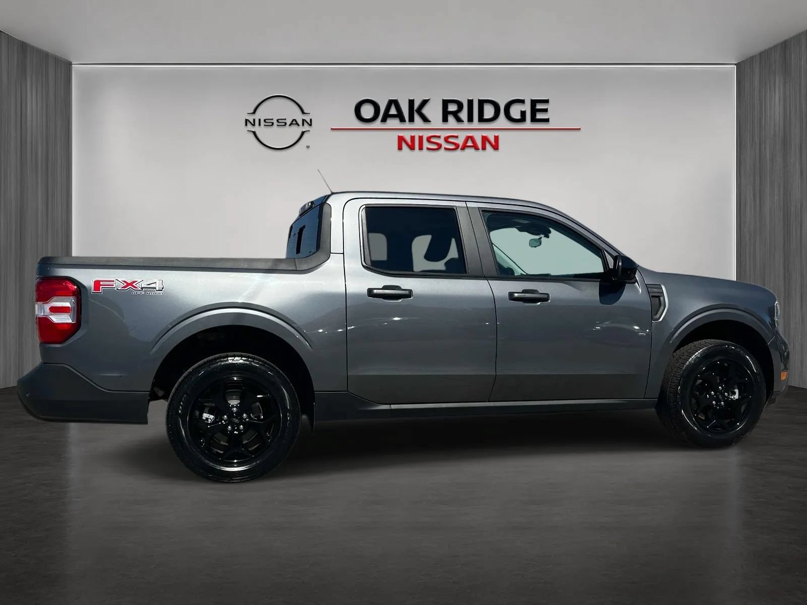 Used 2024 Ford Maverick Lariat w/ FX4 Off-Road Package AWD/4WD image 2
