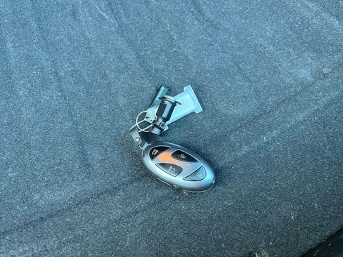 Used 2025 Hyundai Elantra SEL image 22