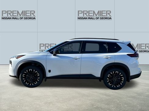 New 2026 Nissan Rogue SV FWD image 8