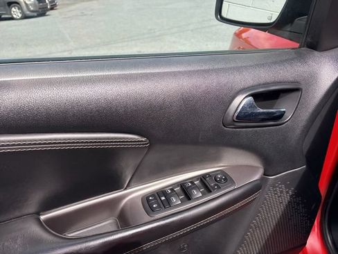Used 2019 Dodge Journey Crossroad FWD image 15
