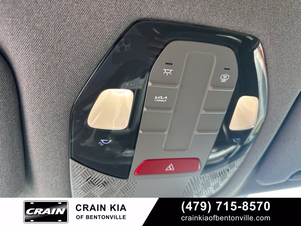 Certified 2024 Kia EV9 Light Long Range RWD image 28
