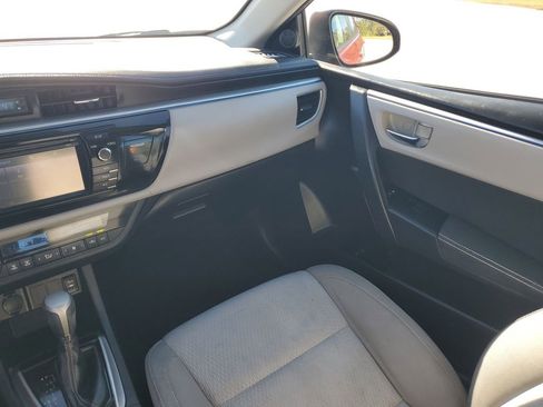 Used 2016 Toyota Corolla LE image 11