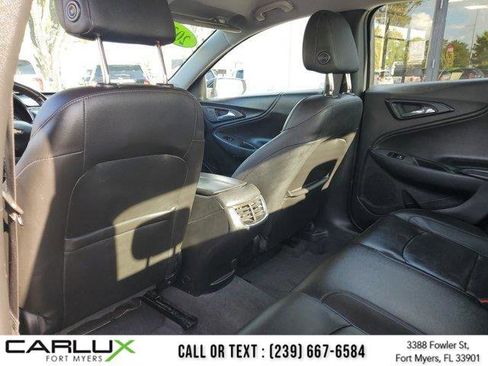 Used 2020 Chevrolet Malibu LT w/ Leather Package image 14