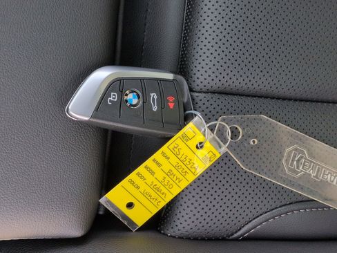 Used 2025 BMW 330i 330i w/ Convenience Package image 36