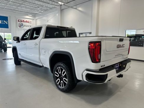 Used 2025 GMC Sierra 1500 AT4 w/ AT4 Premium Package AWD/4WD image 7
