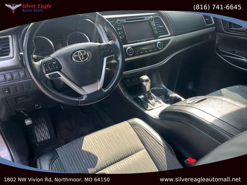 Used 2019 Toyota Highlander Plus image 9