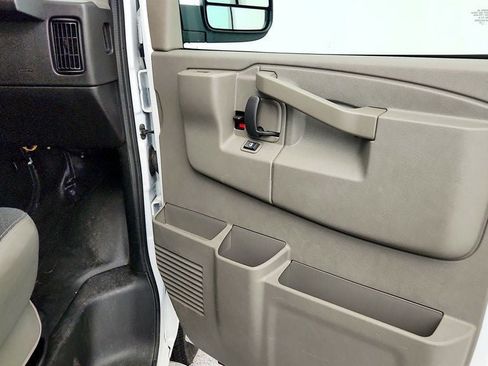 Used 2025 GMC Savana 2500 w/ Driver Convenience Package RWD image 26