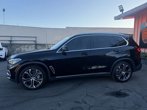 Used 2020 BMW X5 xDrive50i w/ Executive Package AWD/4WD image 6