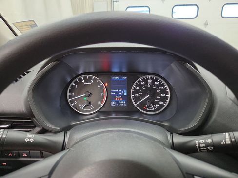 Used 2023 Nissan Sentra S FWD image 19