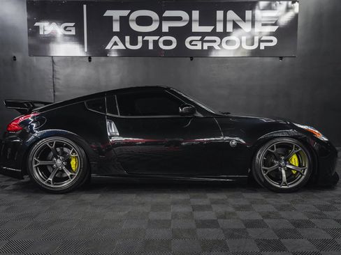 Used 2013 Nissan 370Z NISMO image 18