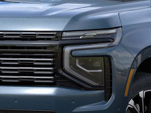 New 2026 Chevrolet Suburban High Country image 34
