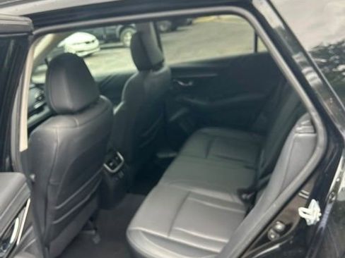 Used 2024 Subaru Outback Touring AWD/4WD image 29