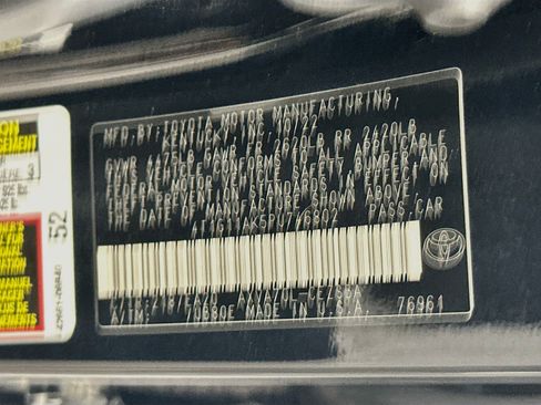 Used 2023 Toyota Camry SE FWD image 12