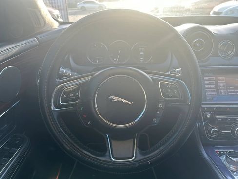 Used 2011 Jaguar XJ L RWD image 25