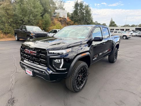 New 2026 GMC Canyon Elevation w/ Convenience Package AWD/4WD image 1