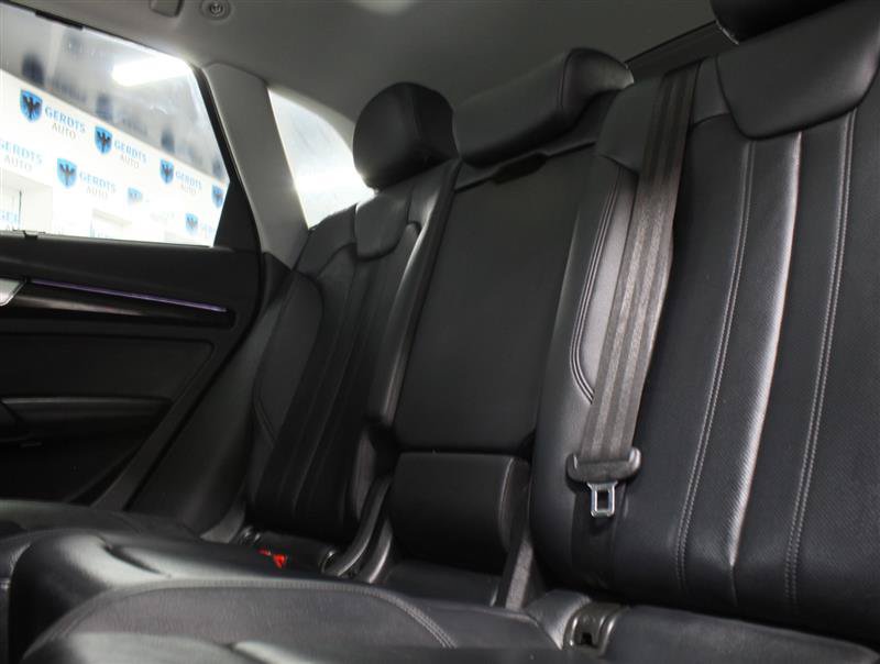 Used 2018 Audi Q5 Prestige w/ Prestige Package AWD/4WD image 18