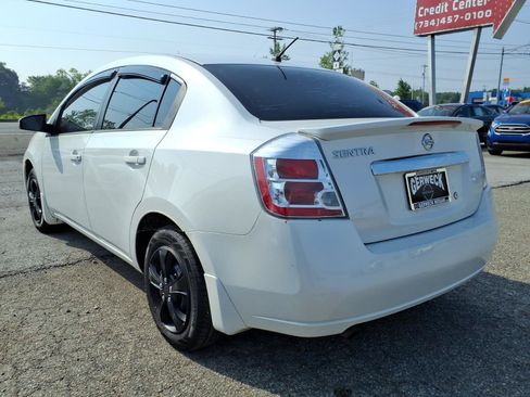 Used 2012 Nissan Sentra 2.0 FWD image 6
