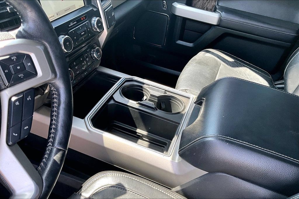 Used 2018 Ford F350 Lariat w/ Lariat Ultimate Package AWD/4WD image 14