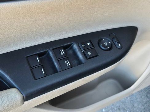 Used 2014 Honda Accord EX-L image 12