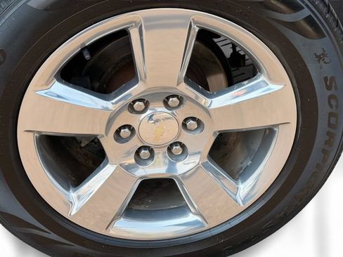 Used 2017 Chevrolet Tahoe Premier AWD/4WD image 10
