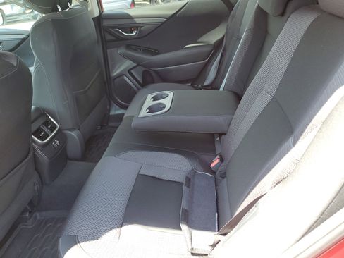 Certified 2025 Subaru Outback Premium w/ Popular Package #1 AWD/4WD image 9
