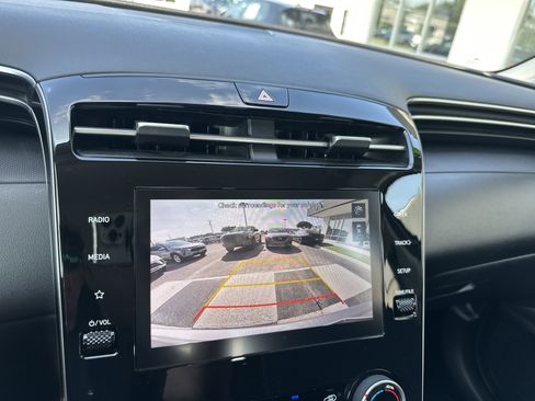 Used 2024 Hyundai Tucson SE FWD image 18