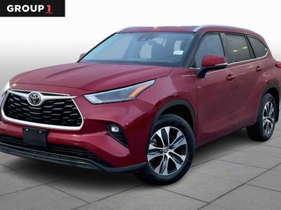 Certified 2023 Toyota Highlander XLE