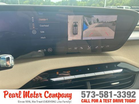 New 2026 Buick Enclave Preferred image 17