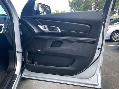 Used 2013 GMC Terrain SLE FWD image 24