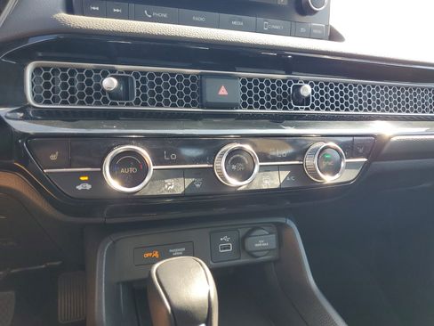 Certified 2023 Honda Civic EX image 25