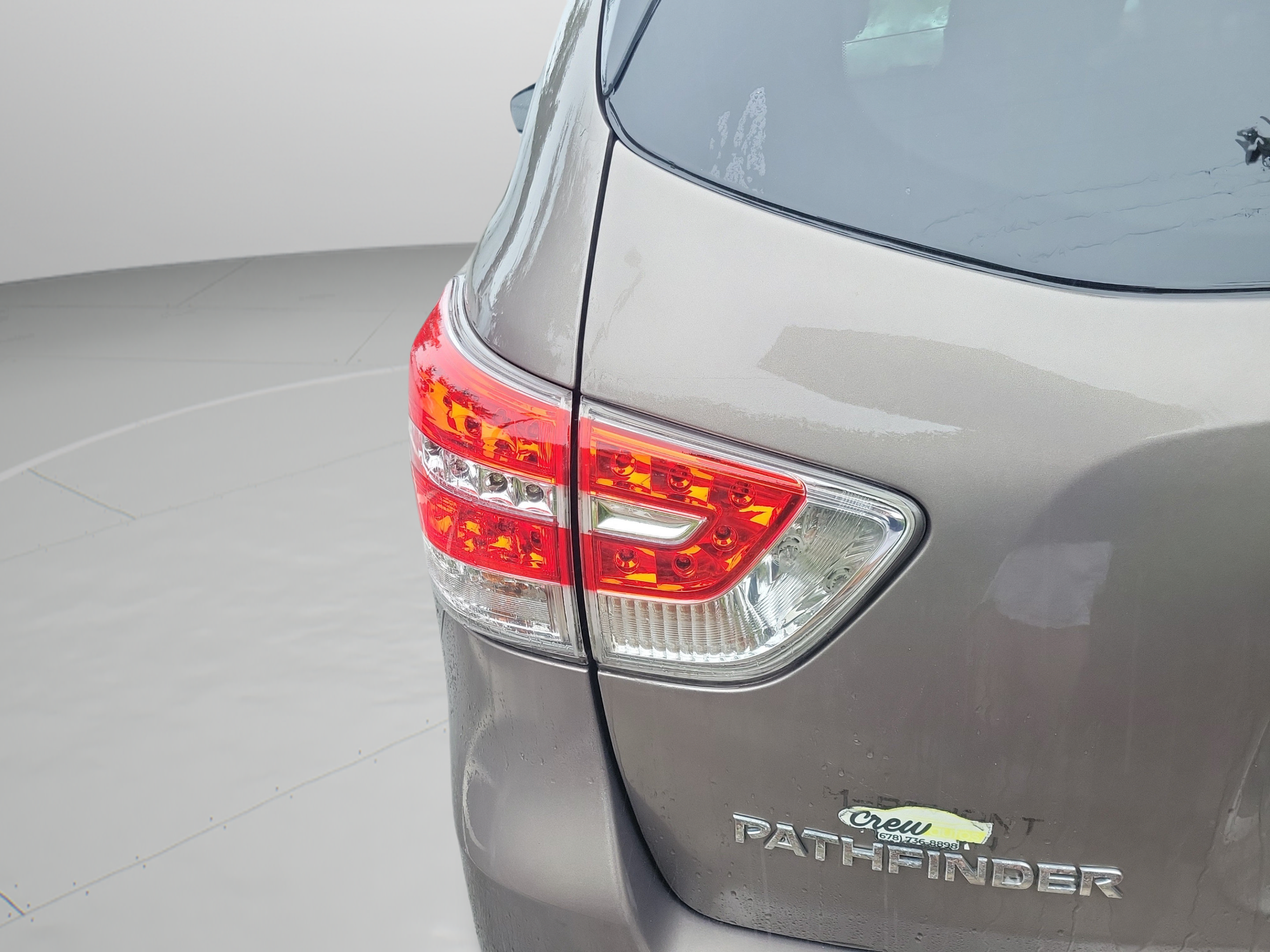 Used 2014 Nissan Pathfinder SV AWD/4WD image 21